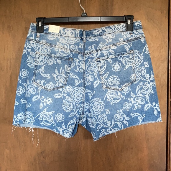 floral print raw hem jean denim short no gap waistband size 18 - Picture 10 of 17